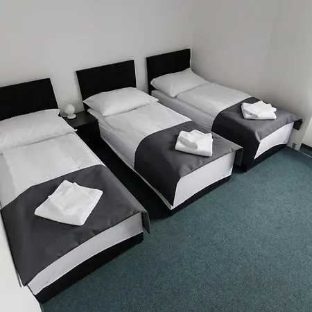 Hotel H33 3*
