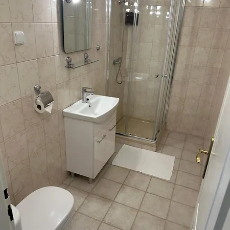 Hotell H33 Trnava