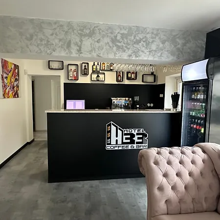 Hotel H33 3*