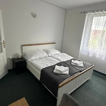 Hotell H33
